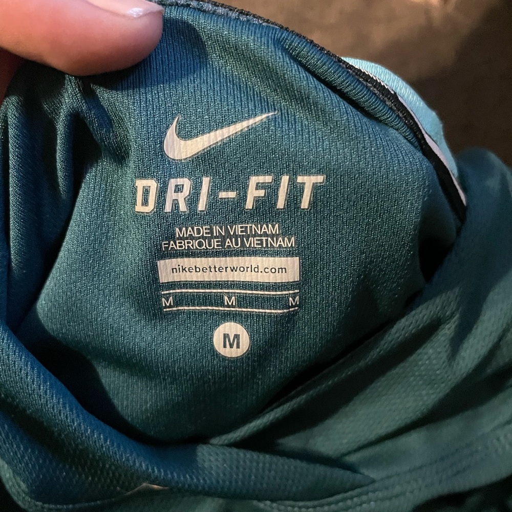 Nike pullover - Picture 4 of 4